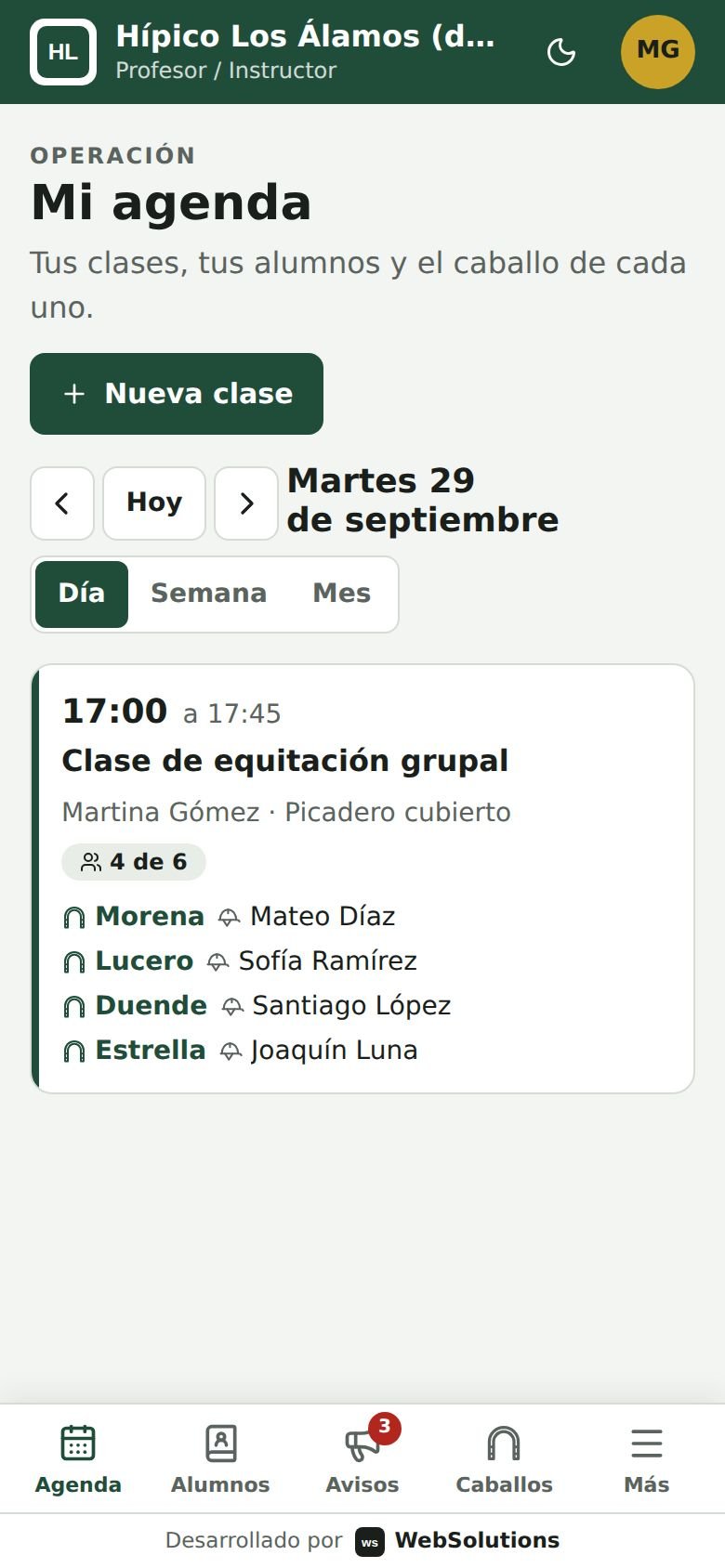 Agenda del profesor en el celular con cada alumno y su caballo